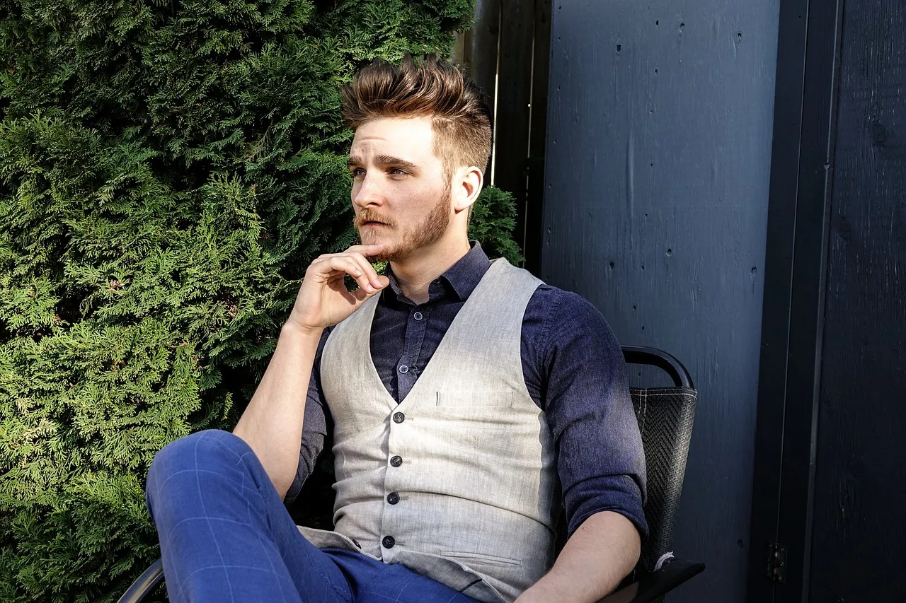 Cortes de cabello desvanecido para hombre